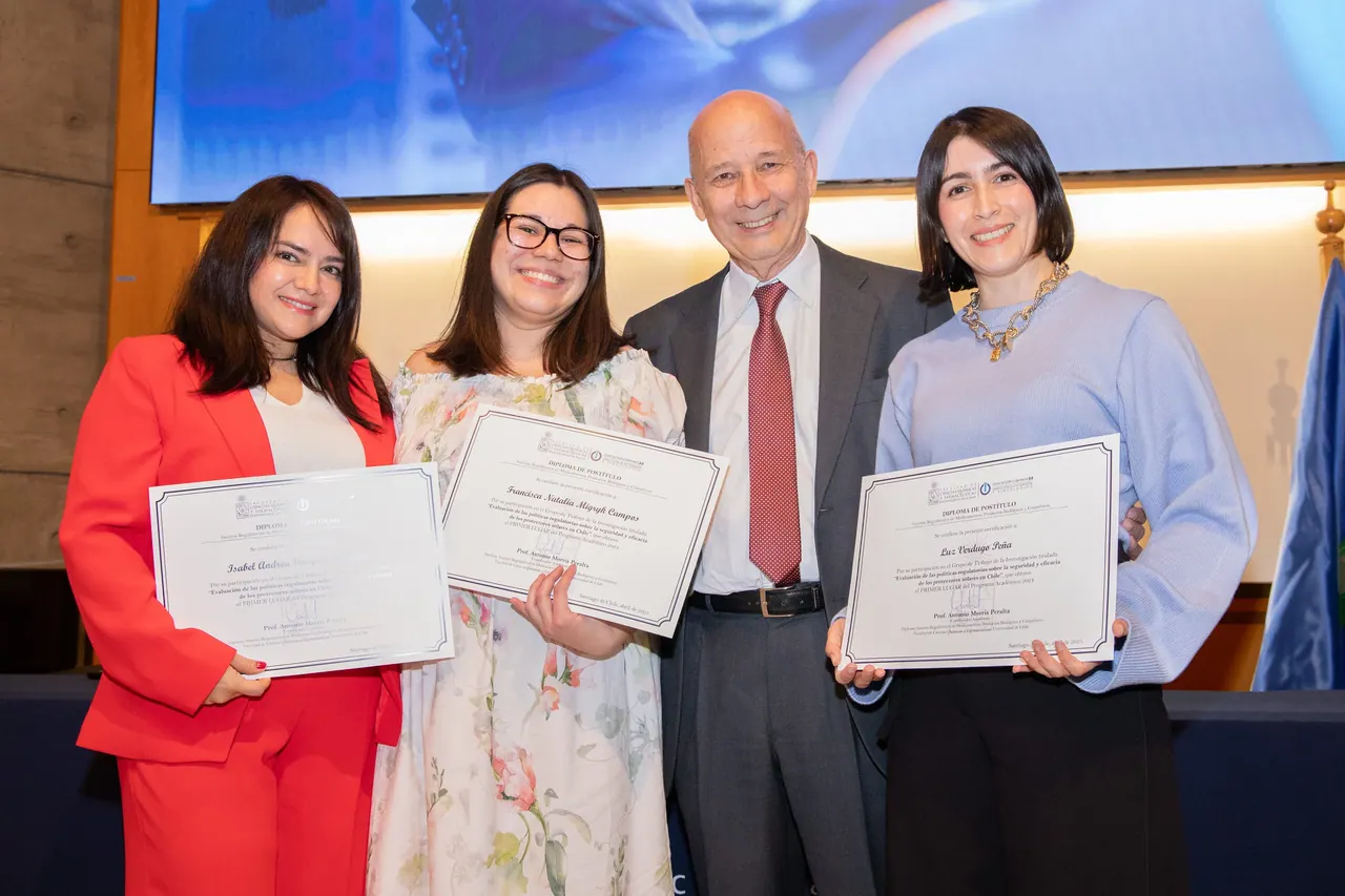 Ceremonia Educación Continua 2025 (23)